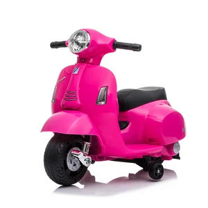 Vespa GTS Licensed 6V Ride on Scooter Bike with Training Wheels