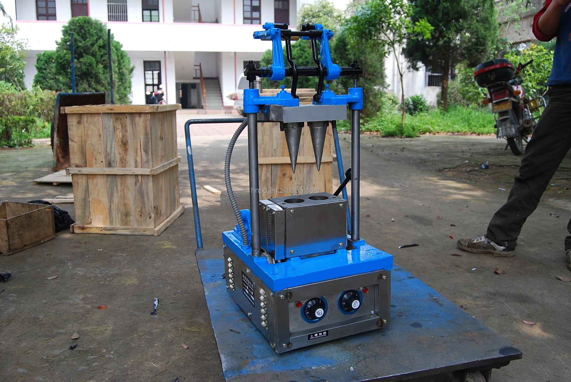 High Quality Wafers Biscuit Icecream Cone Maker Baking Line Machine Ice