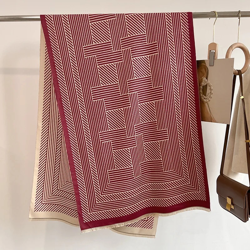 Newest Arrival 2023 Autumn Warm Soft Cashmere Feelings Pashmina Shawls Fashion Shred Stripe Pattern Winter Cashmere Scarf Women
