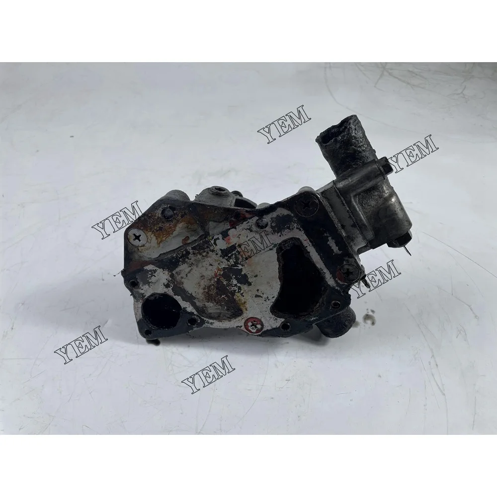4LB1 Water Pump for Isuzu China Engine Parts Supplier 5