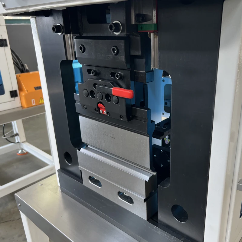 BLMA 30T1250 Small Servo Motor Full Electric Automatic Panel Press Brake Machine