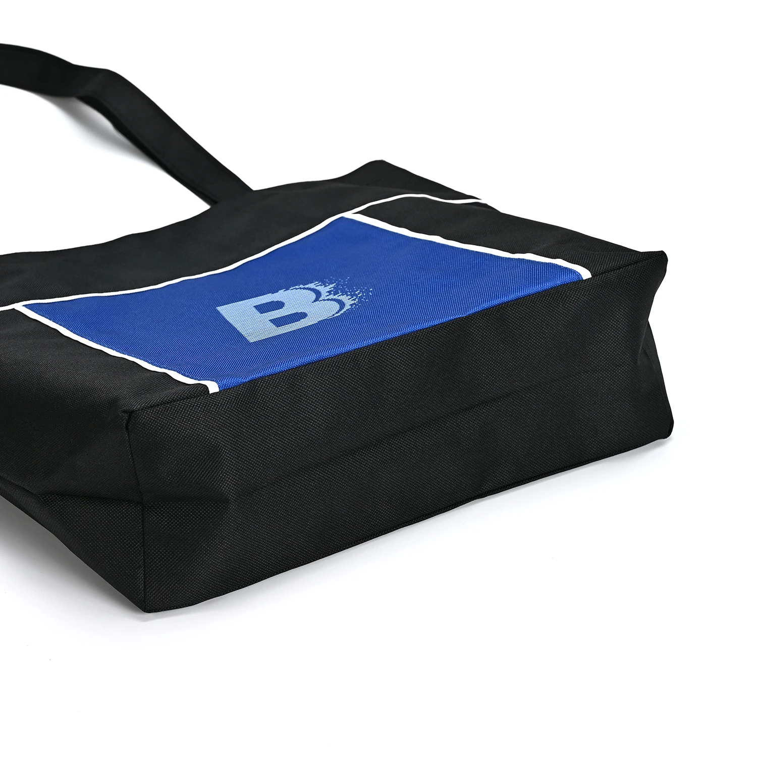 Custom LOGO Print Portable Designer Luxury Style Polyester Women Hand Bags Ladies Fashion Handbags manufacture