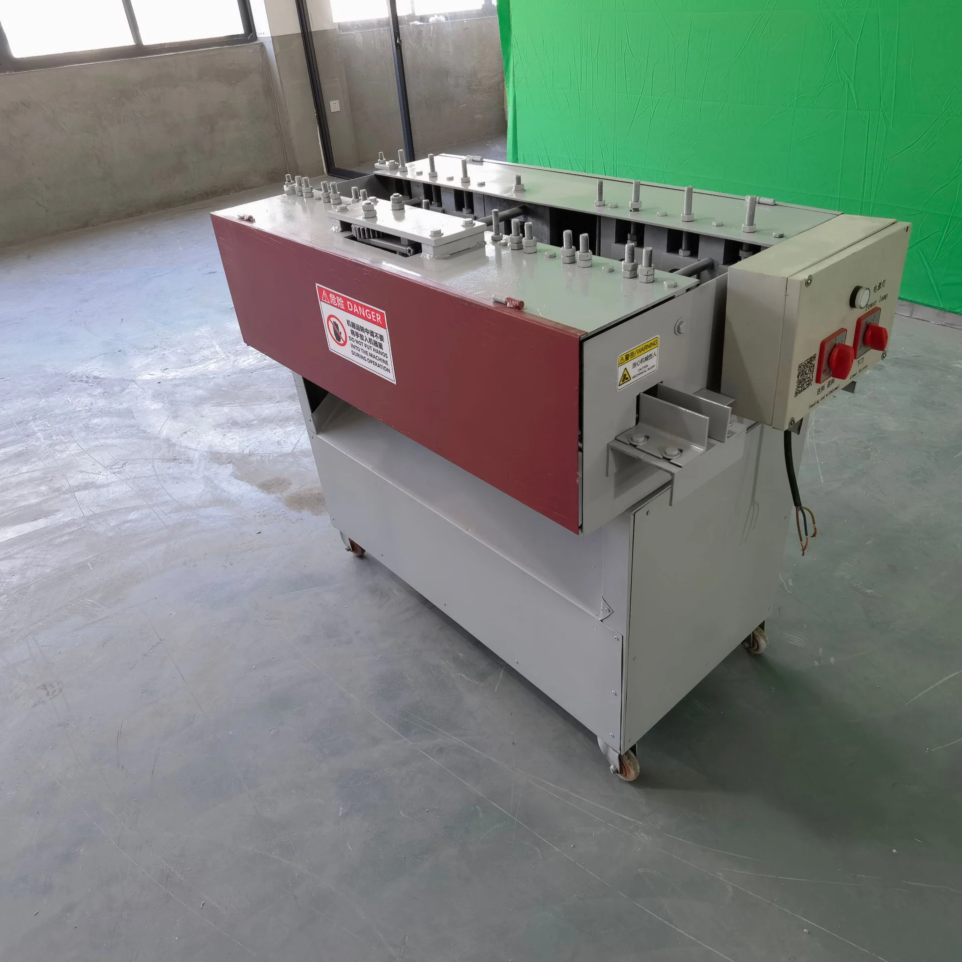 Bamboo Toothpick Making Machine Wood Tooth Pick Skewer BBQ Round Stick Chopstick Splitter Cutter Production Line
