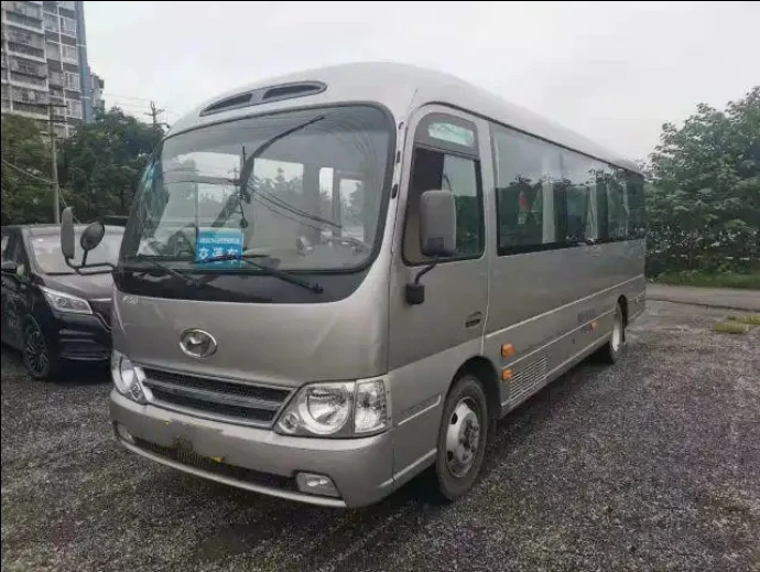 Factory Price Used Mini Van Bus  H-yundai County Bus 11 Seats Coaster Bus Low Price for Sale