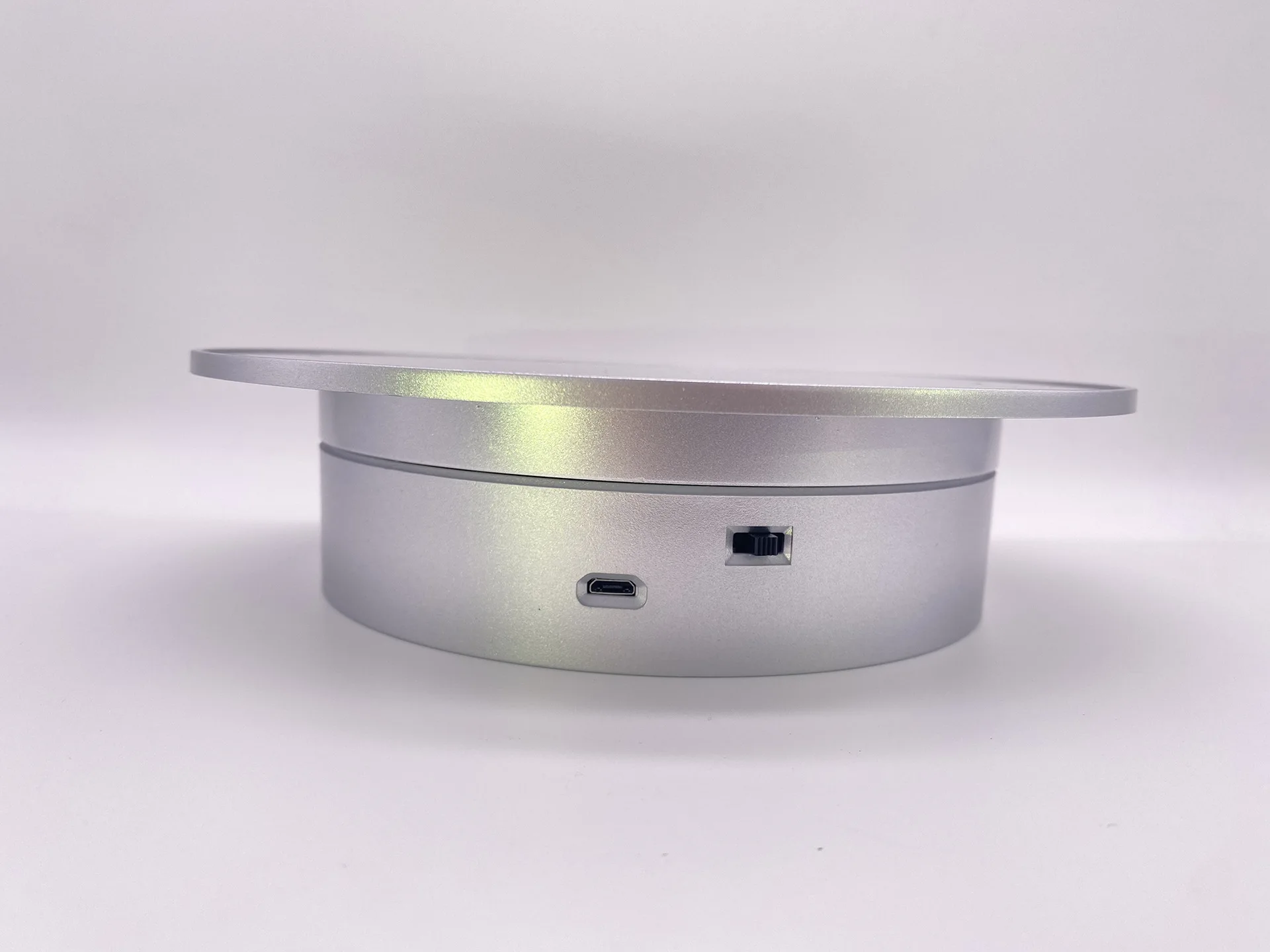 Tocadiscos eléctrico Usb dorado de lujo de 20cm, modelo de anillo de pendiente de joyería, soporte de exhibición para accesorios de fotografía de vídeo