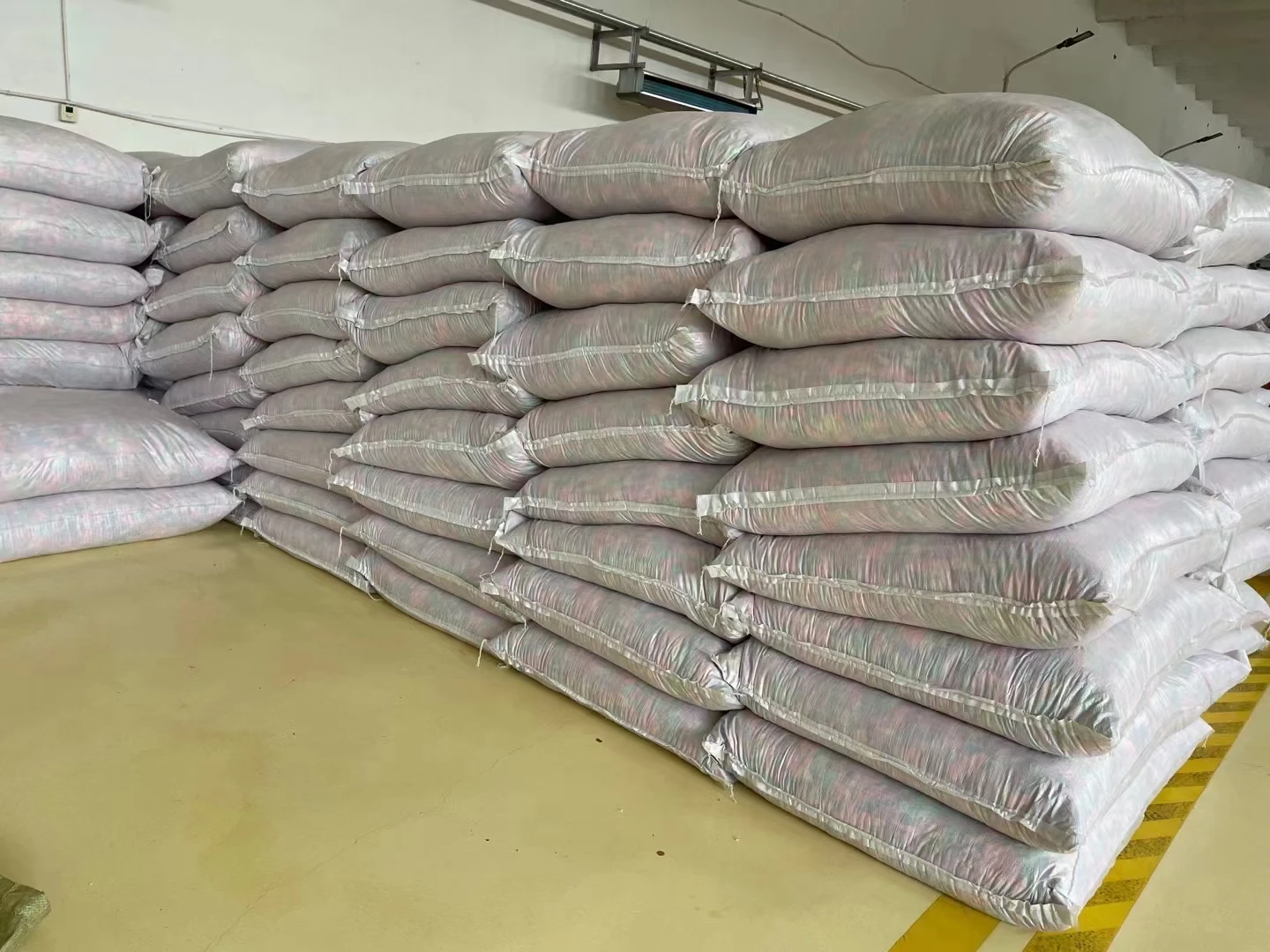 Yiwu Xingtuan Rubber Products Co., Ltd. 3