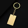 Llavero rectangular dorado