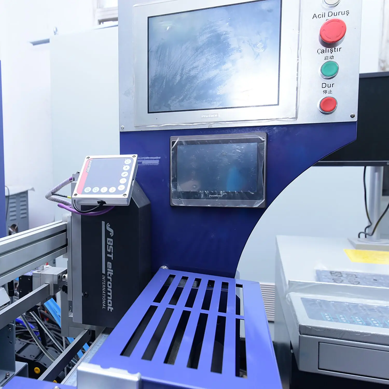 China Label Printing Machine Label Printing Machine Sticker Printer Plastic Label Roll Printing Machine