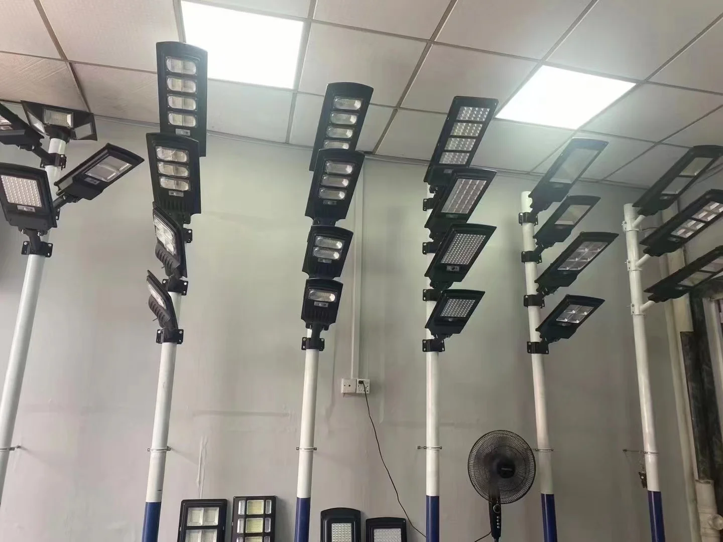 Shenzhen Dearzone Technology Co., Ltd. 1