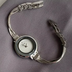 Hot Selling Women's Watch New Luxury Bracelet Watch Temperament High-end Feeling Vintage Watch for Women