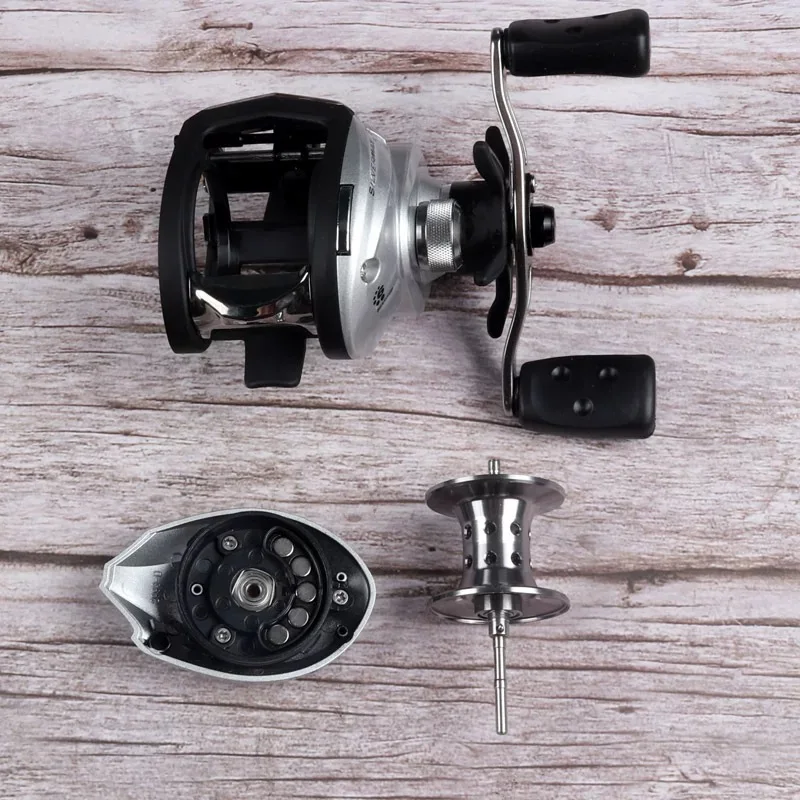 abu garcia freshwater reels Max Pro Low Profile Baitcast Fishing Reel, Left, Lightweight Design, Graphite Body and Sideplates, Duragear Brass Gear, Carbon Matrix Drag System : Sports & Outdoors Abu Garcia Max X Spinning