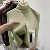 Chaqueta polar con cuello alto verde