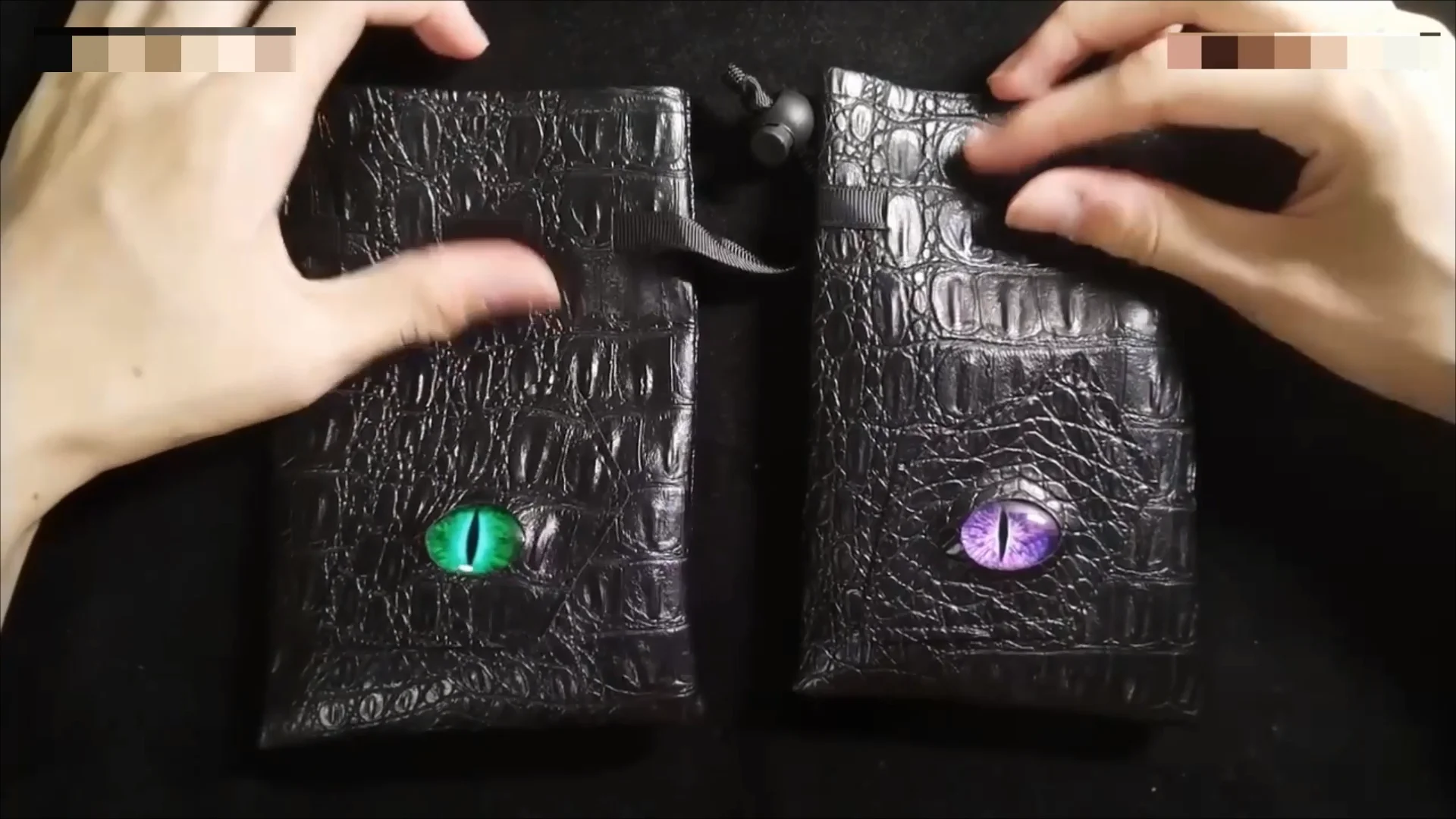 Byhoo Sac à Dés Dragon Violet - Grand Sac En Cuir Pour 6 Jeux De Dés DnD, Yeux Luminescents, Accessoire RPG