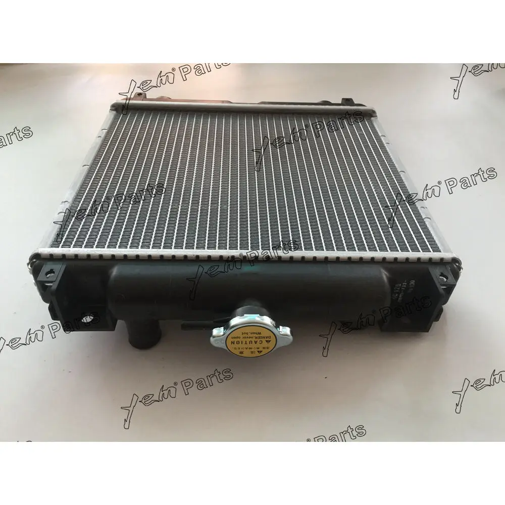 Good Quality D722 Radiator Assy 01153-50865 Fit for Kubota D722 Engine. 2