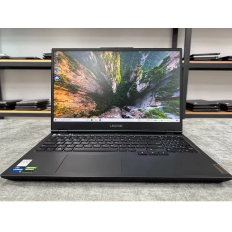 Yeni Legion Y7000P 16 inç Intel Core i7 - 14700HX 16GB 1TB SSD RTX