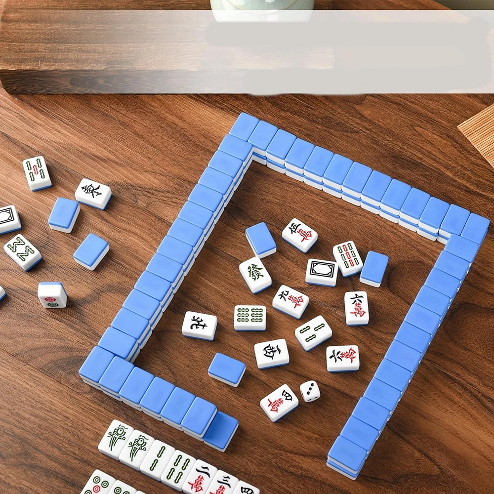 Jeu de Mahjong chinois avec mini carreaux blancs gravés, 144 pièces, pour réunion de famille, style chinois, loisirs en famille 26 Jeu de Mahjong chinois avec mini carreaux blancs gravés, 144 pièces, pour réunion de famille, style chinois, loisirs en famille 26