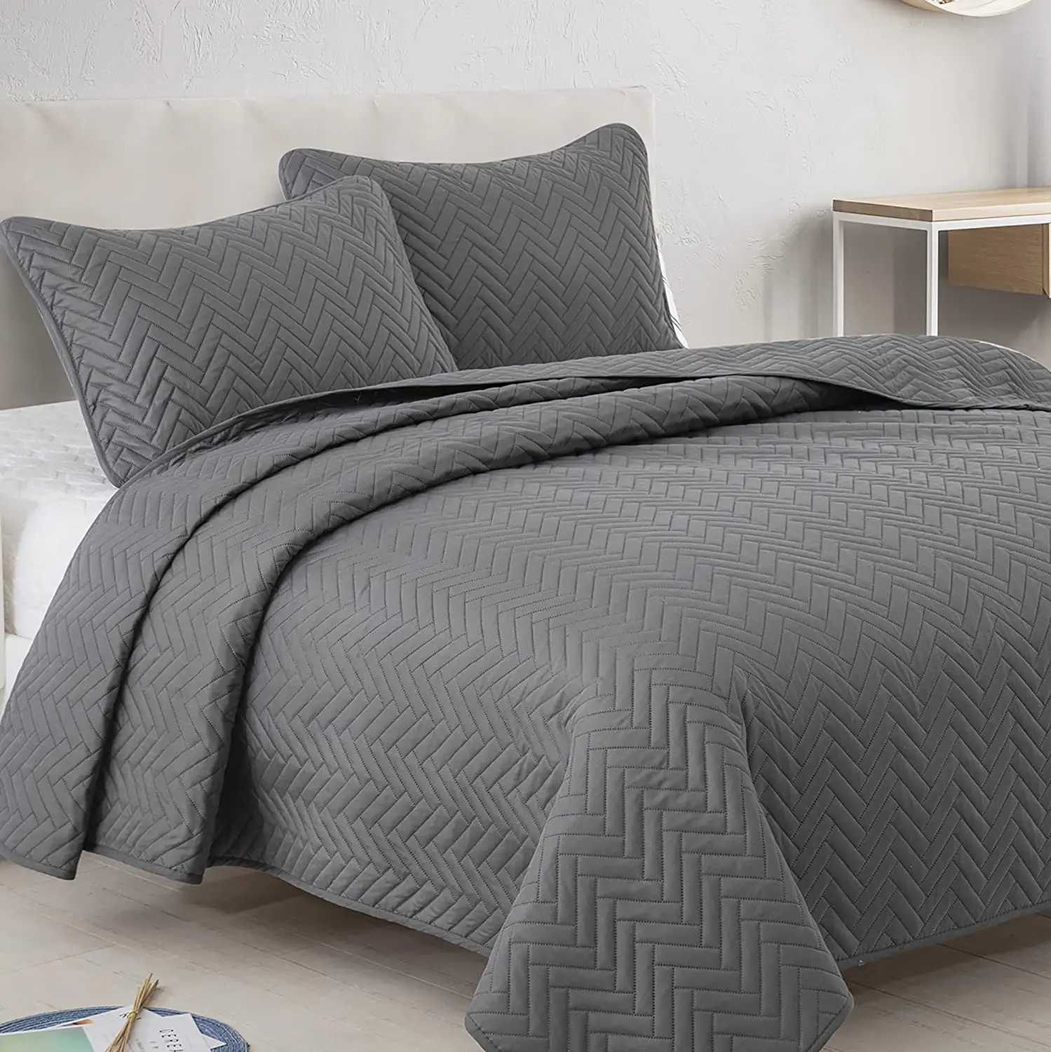 Queen Quilt Bedding Set,3 Piece Grey Soft Microfiber Lightweight Bedspread Coverlet Buy