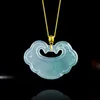 jade pendant D814