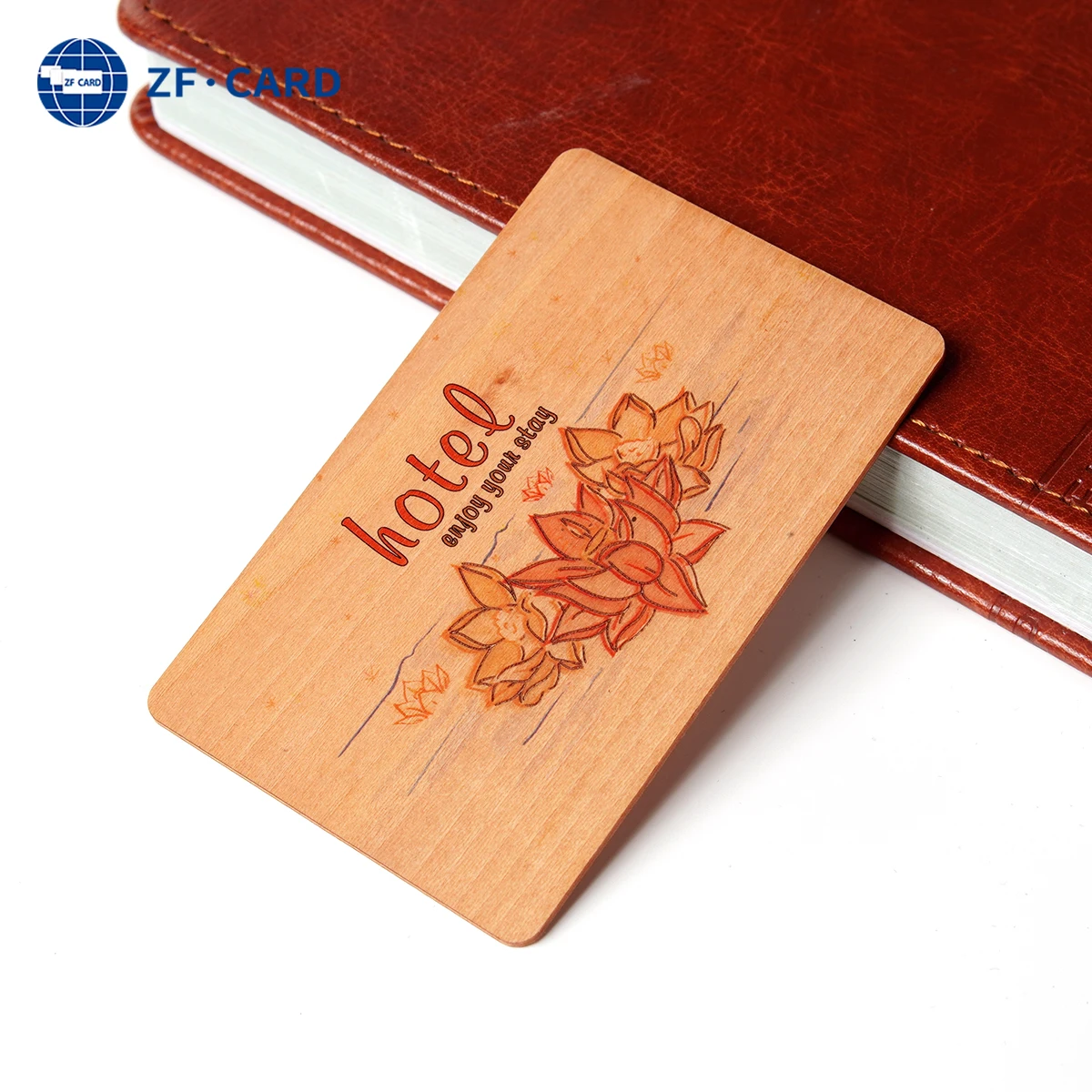 Smart RFID Wooden Card (R) 215 Chip Waterproof 13.56MHz PVC PET Plastic Materials NFC Communication Interface Hotel Use CR80
