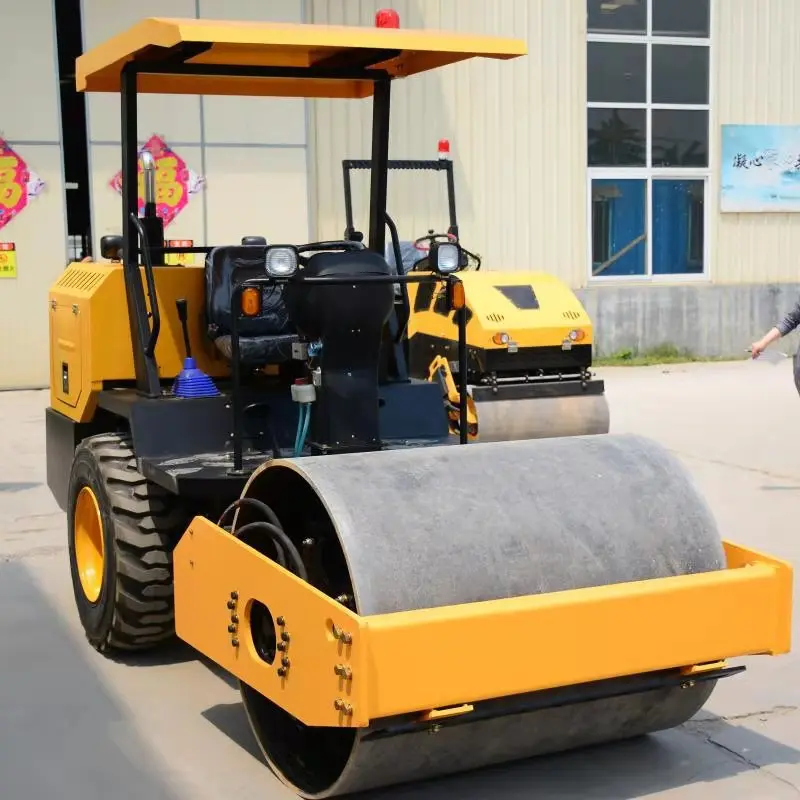 strong power high quality hydraulic vibration 5ton rear rubber wheel road roller manufacturer