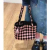 Borsa con motivo rombi nera e rosa