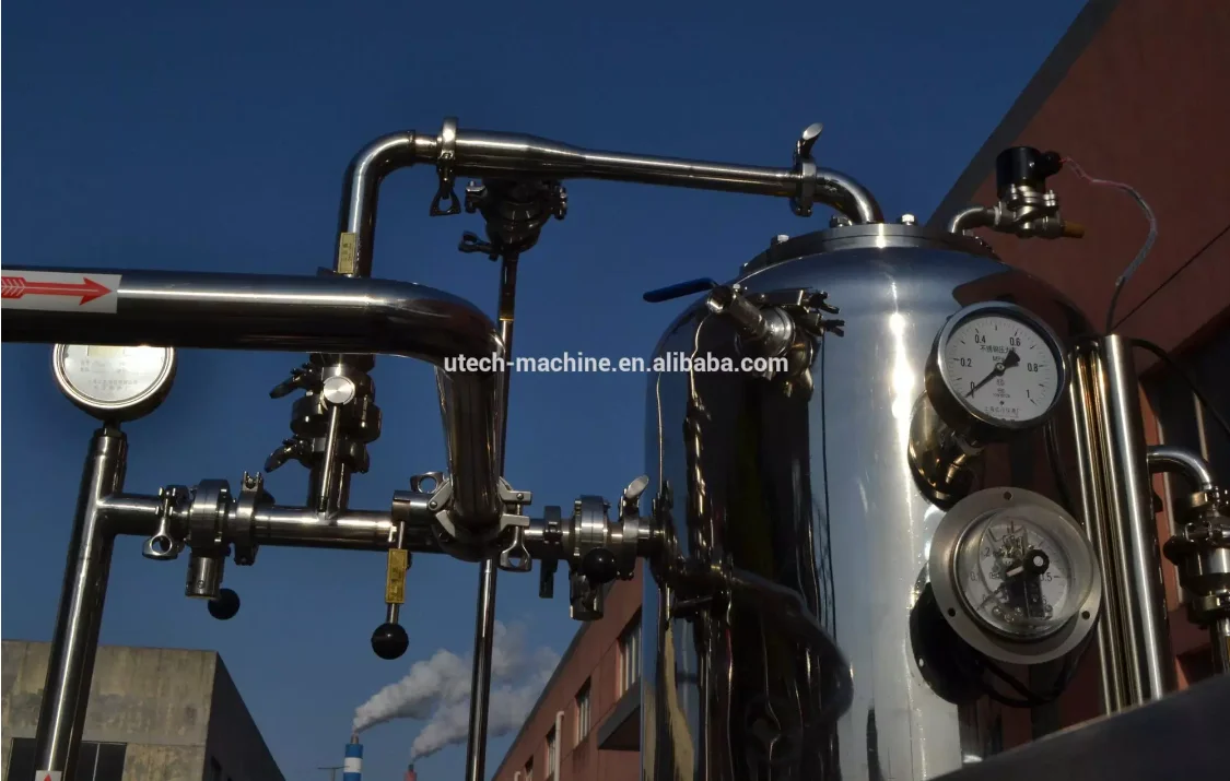 Full automatic carbonated soft drink sparkling water carbonator CO2 beverage mixer production equipment