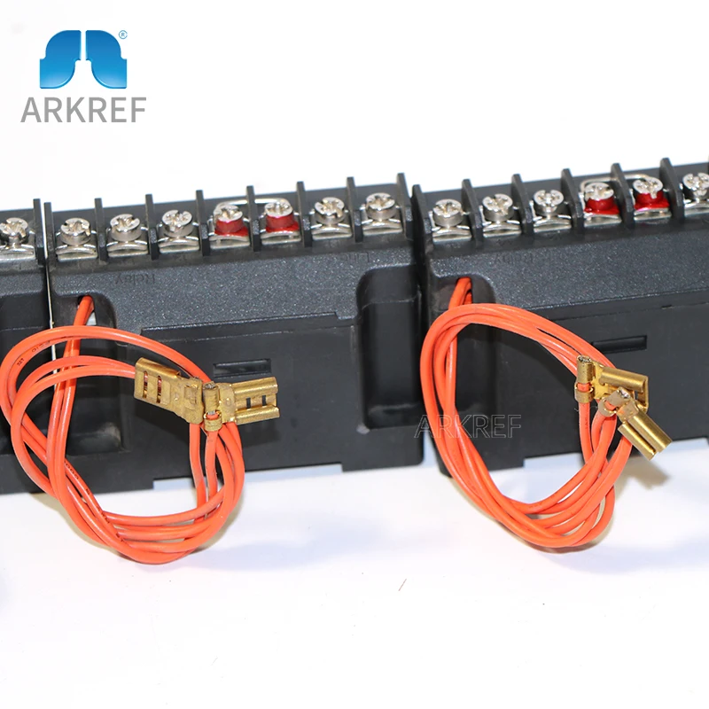 Air Conditioning Unit Parts Bitzer Compressor SE-B1 SE-B2 SE-E1 Protection Module Motor Protector Temperature Control Module