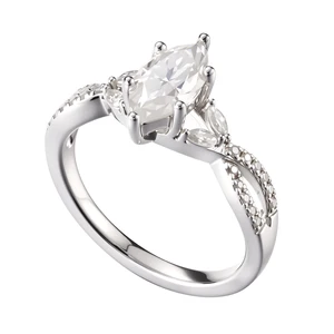 High Quality Wholesale Rings Custom Exquisite Jewelry Classic Oval-shaped Moissanite Cutting Rings Silver 925 for Ladies