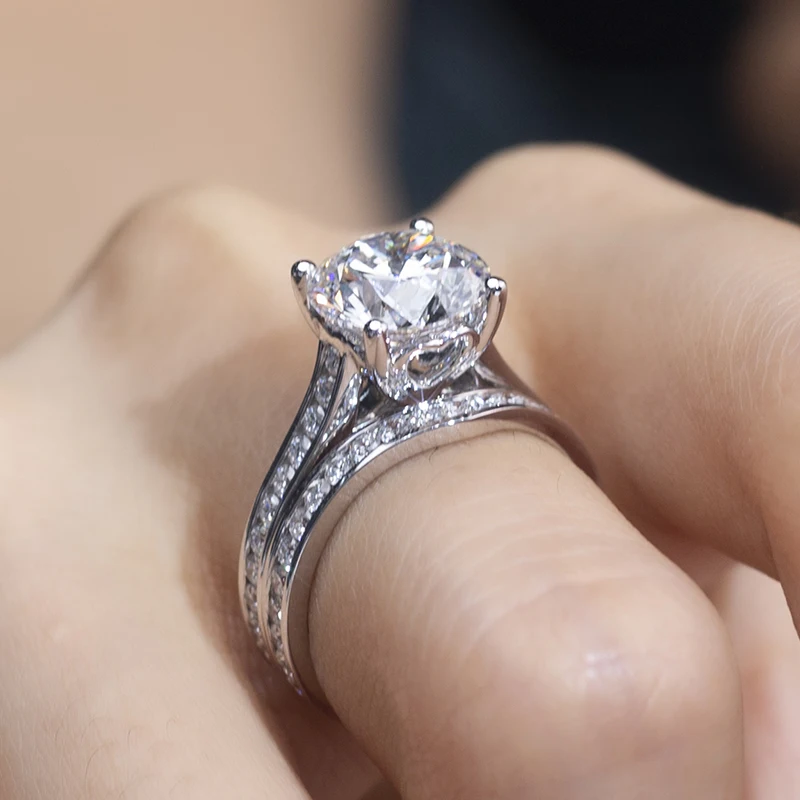 【ほぼ新品、売り切り価格】婚約指輪 0.23ctダイヤモンド 結婚指輪リアル18Kゴールドジュエリー3.07CTラボ成長