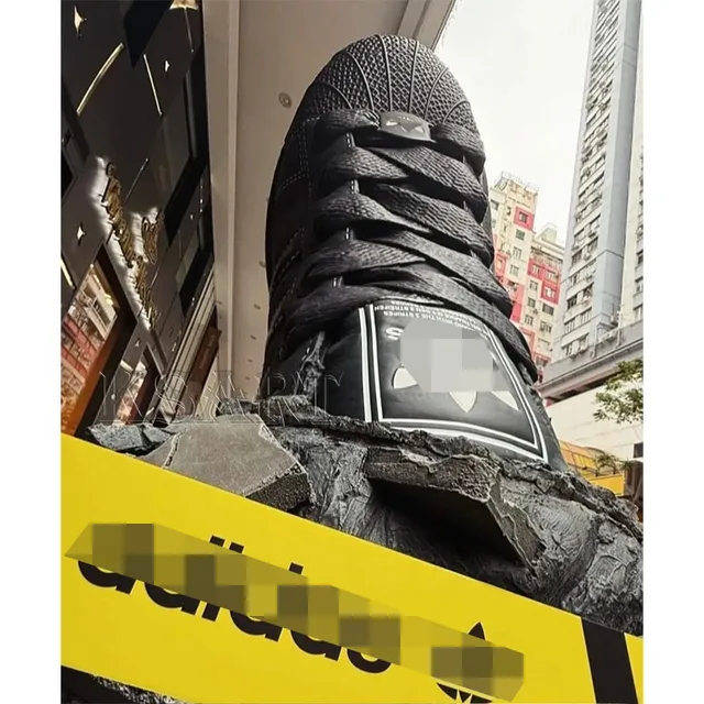 Creative Shoe Sculptures Serve As Attractive Props for People to Take Photos and Pose.