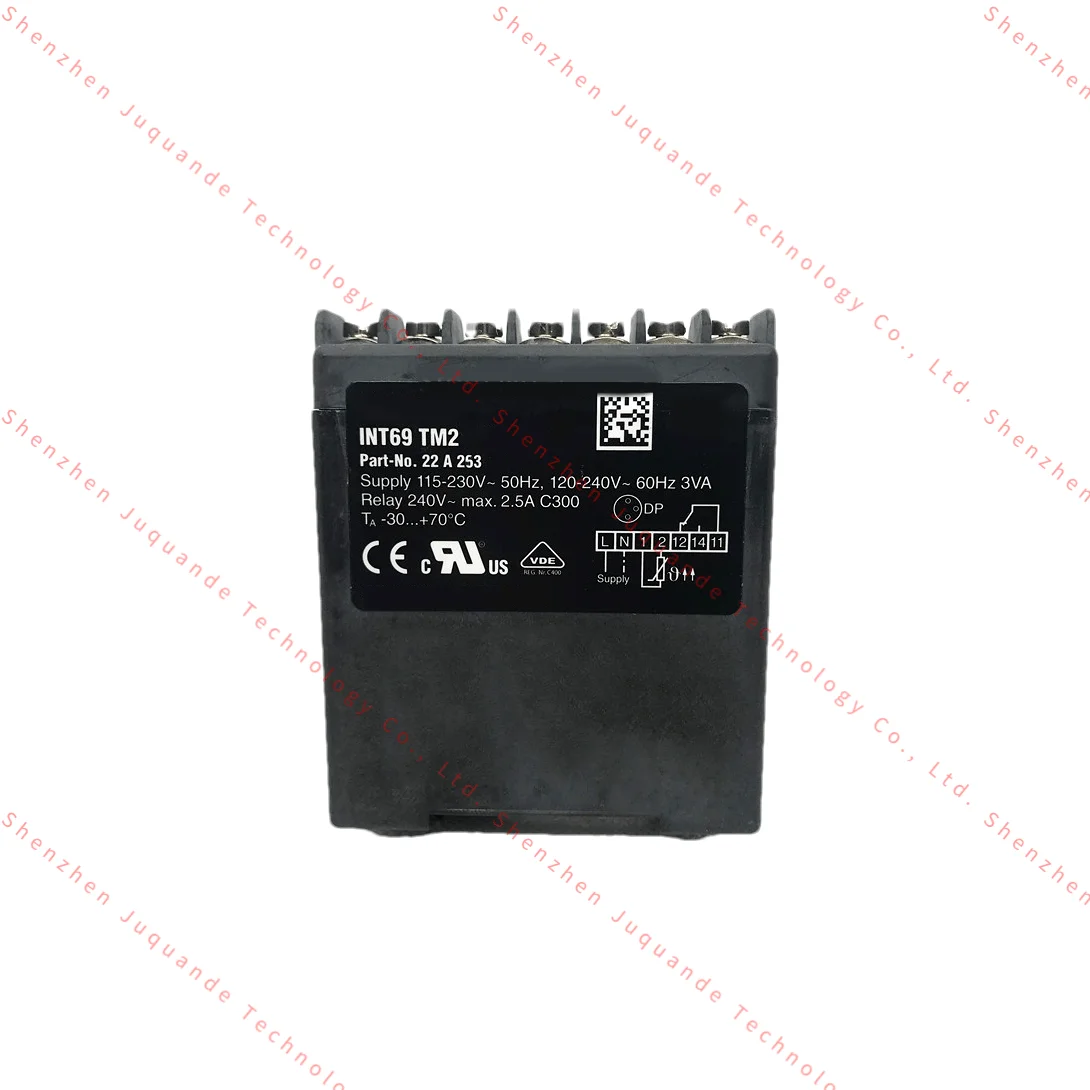 Vânzător de aur INT69TM2 22A253 Modul controler PLC, original și nou, disponibil imediat, controler de programare PLC