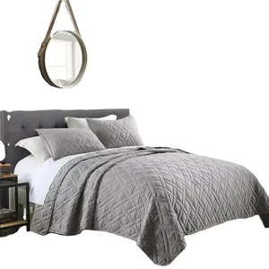 Direct Sell Quilts Bedding Bedspreads Comforter Bedspread Customized Size of Embroidery Bedspread