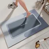 Tapis de bain en terre de diatomée - Carré Morandi bleu clair