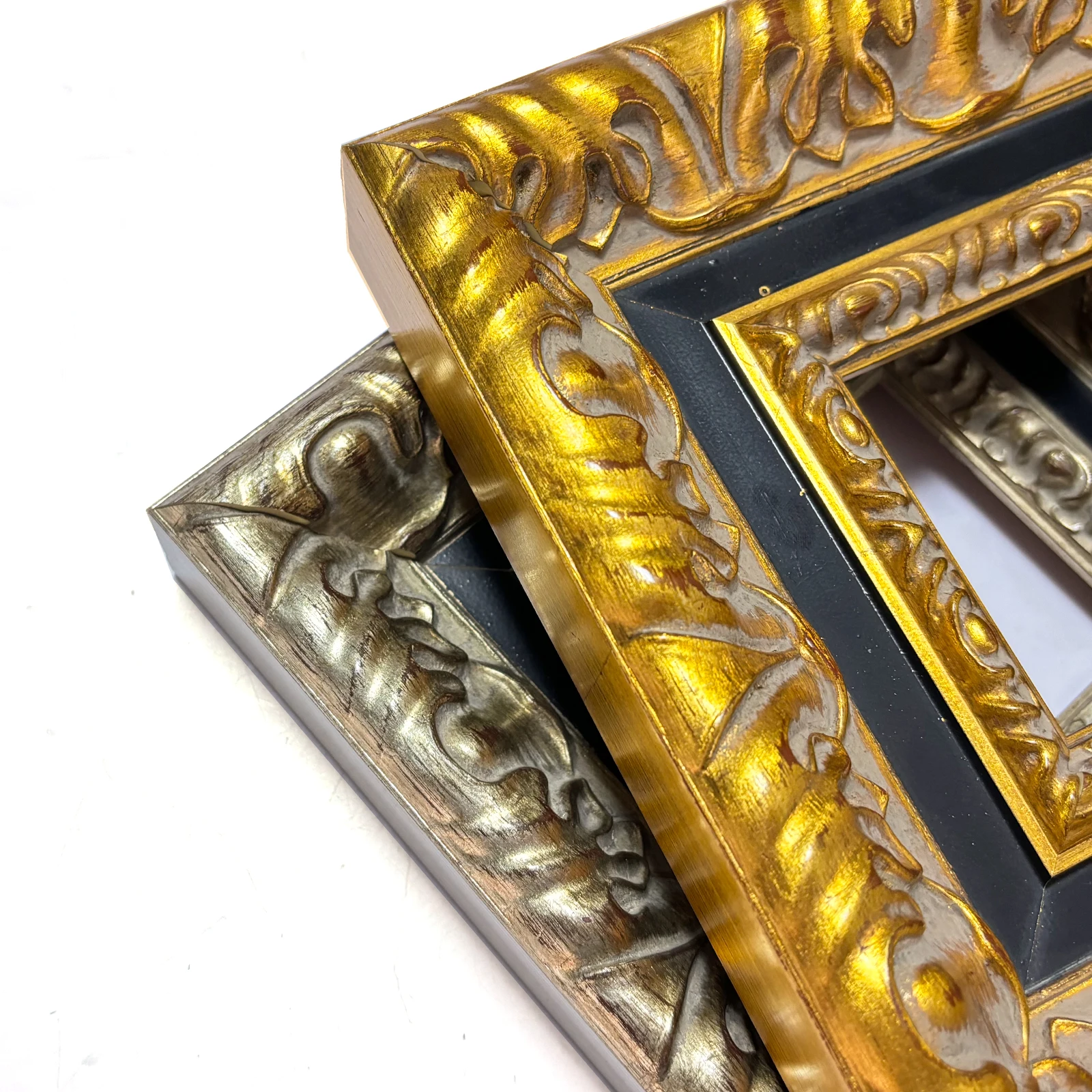 Factory Bulk Supply Customized Vintage Solid Pine Wood Picture Frames 5x7 8x10 11x14 12x16 Inches Quality Wooden Photo Frames