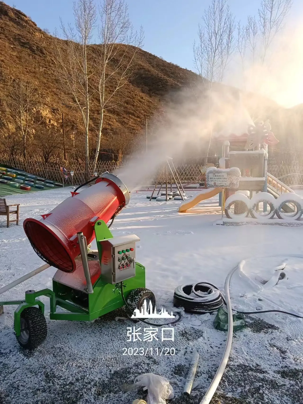 Large Outdoor Snowflake Machine Snowfall Making Equipment Snow Making Machine Artificial Snow Maker