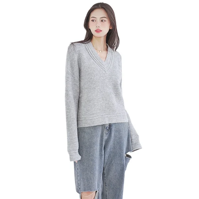 Women's Grey Slouchy Style Sweater Coat V-Neck Collar and Lantern Sleeve Long Length Knit Top with Inner Spring Bottom