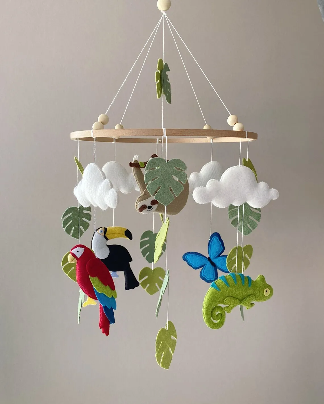 Jungle Safari Baby Toys Tropical Animal Stuffed Felt Crib Baby Mobiles For Baby Nursery Musical