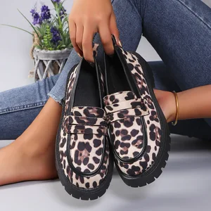 2026 European American Fashion Women's Ballet Loafers New Color Combination Thick Bottom Head Mid-Mouth Leather Lining Big Size