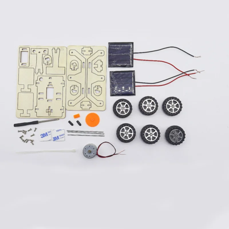Children's science and technology DIY handmade small lunar exploration car solar toy car physical model scientific experiment