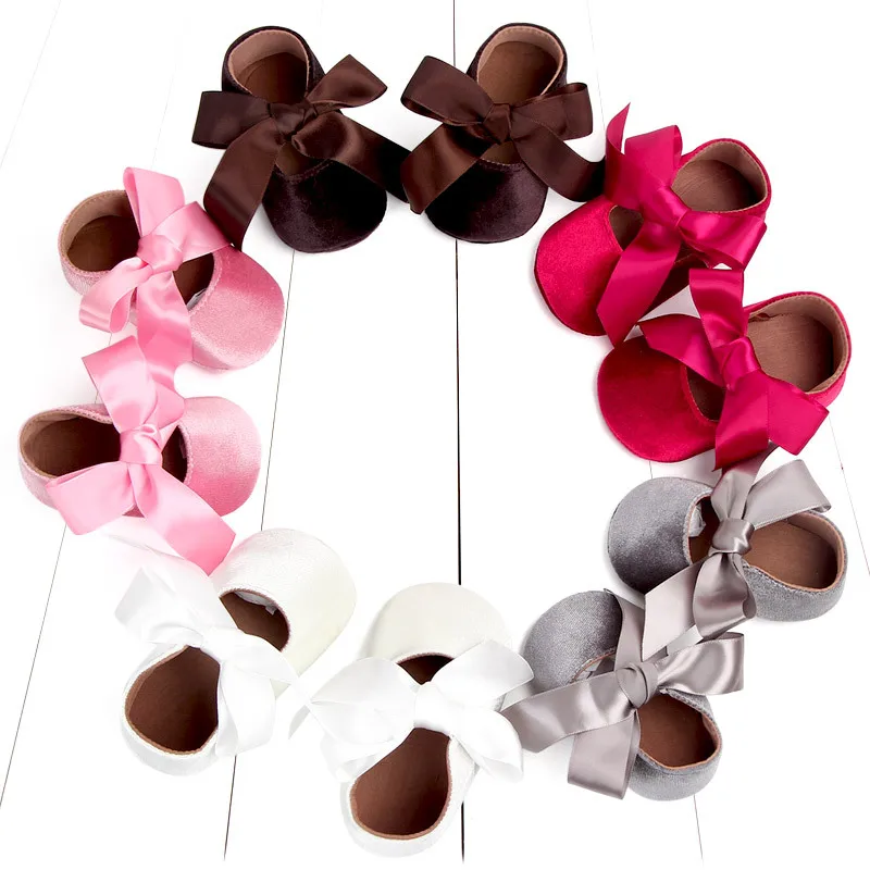 Топ amazon 2021 для детей ясельного возраста; Для маленьких девочек; На мягкой подошве; Нескользящие носки для малышей, младенцев мультфильм детская обувь повседневные DGKH-030