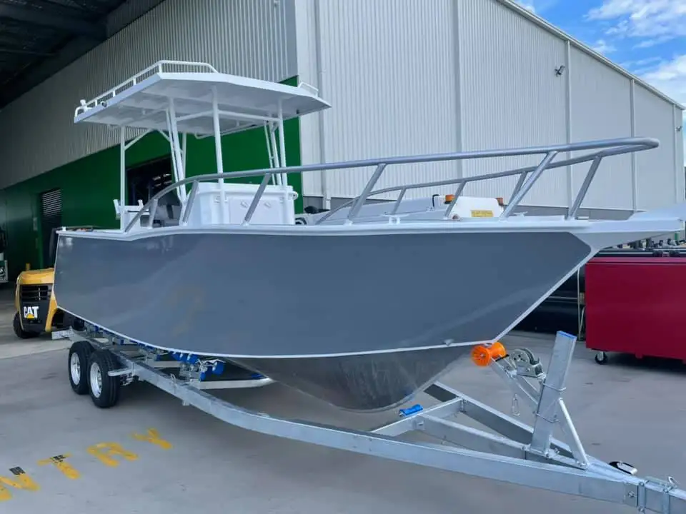 Aluminum Center Console Fishing Boat Open Bow Walk Around Boat
