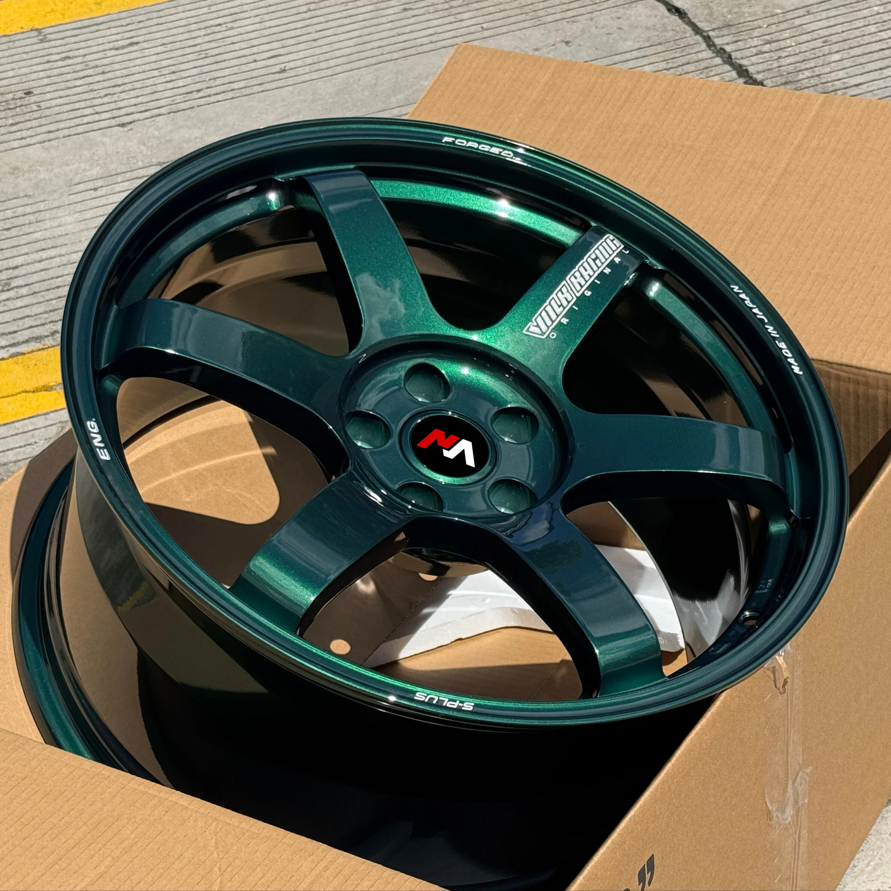 Volk Racing TE37 Saga Racing Green SL 17/18インチホイール 5穴対応