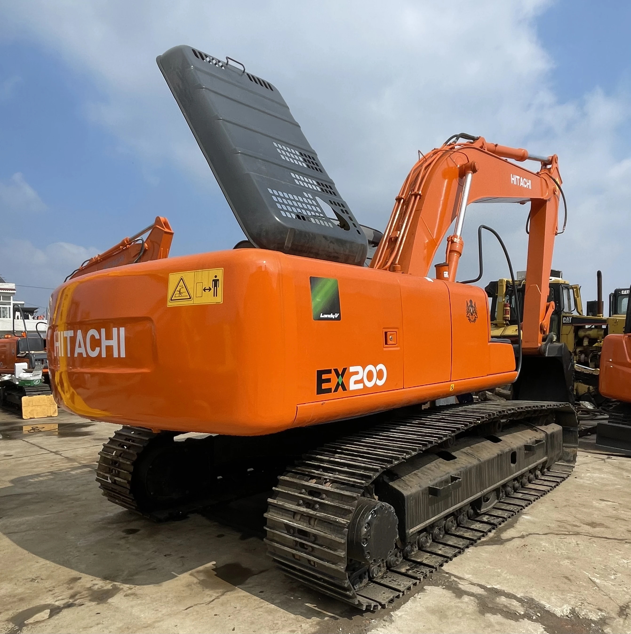 Hitachi Excavator Hitachi Ex200-2 Ex200-3 200-5 Original Japan Hitachi ...