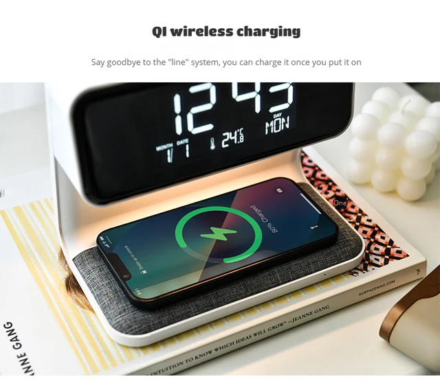 Achetez Chargeur Sans Fil de Téléphone Portable 3 en 1 10W Avec Lampe de  Chevet, Réveil LCD Pour la Maison (bouche Ue) de Chine