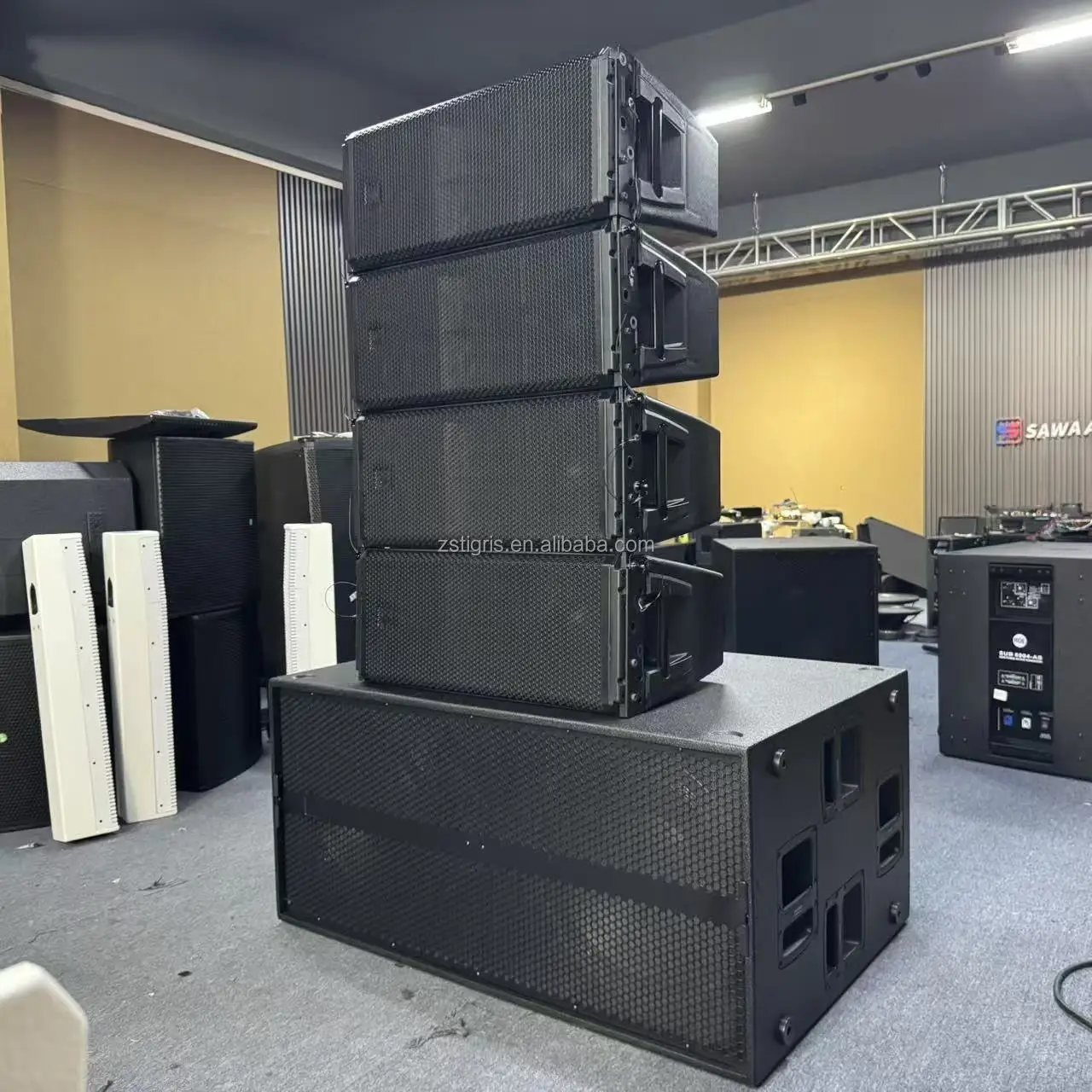 HDL 30A Dual 10 Inch Active Powered Line Array Speakers