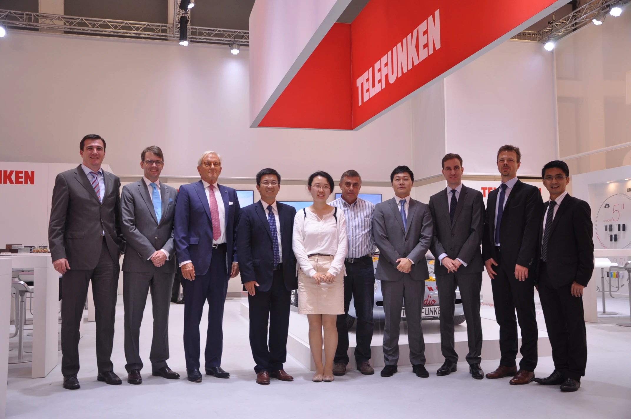 Table Top Exhaust Fan Mini Portable Extractor Hood Modern Luxury