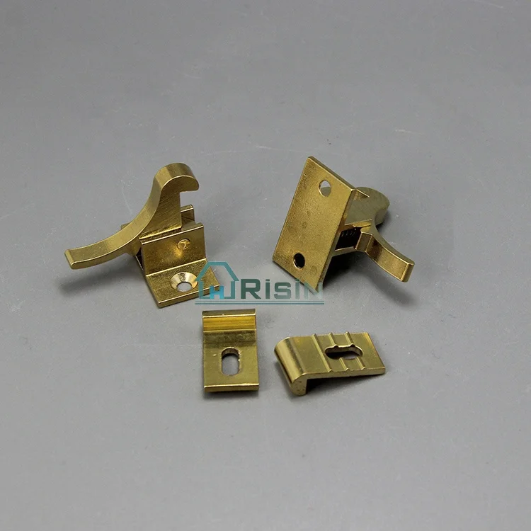 
 Отполированный латунный налокотник двери  