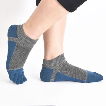 Sport low MOQ socks printing custom five toe socks