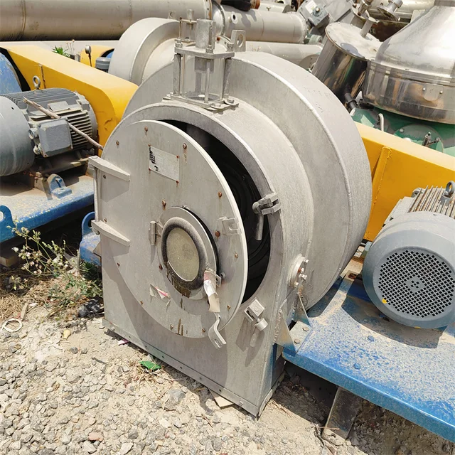 Screw centrifuges are used for solid-liquid separation of fine chemical products