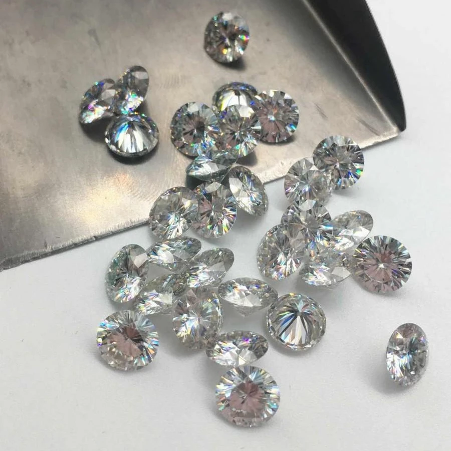 Qianjian Gems Synthetic Zirconia Stone White Color Round Shape Grade 3A-5A Loose Diamonds Wholesale Price CZ Gemstones